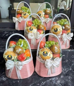 Giỏ Trái Cây Tươi Chúc Mừng TN77